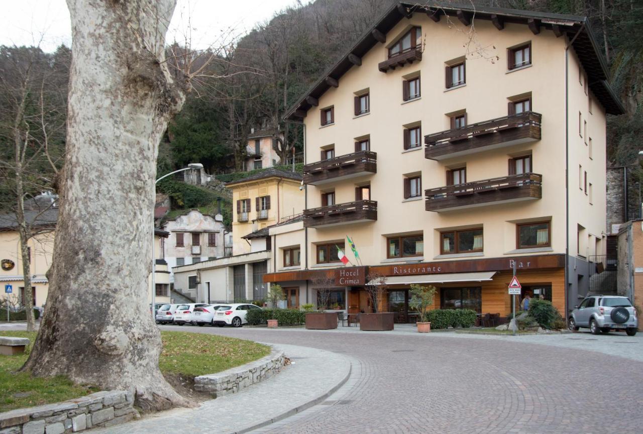 Crimea Wine Hotel Chiavenna Exterior foto